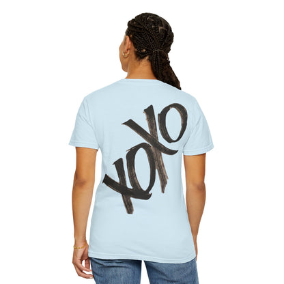T-Shirt — Oversized XOXO Crown Graphic Tee