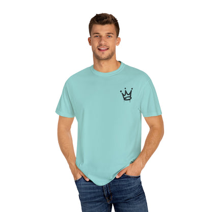 T-Shirt — Oversized XOXO Crown Graphic Tee