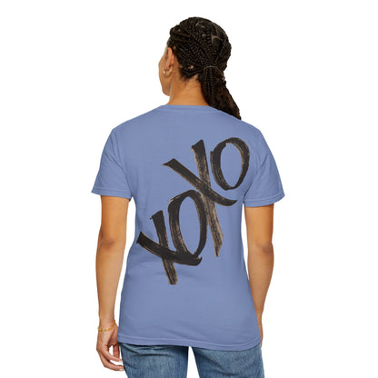 T-Shirt — Oversized XOXO Crown Graphic Tee