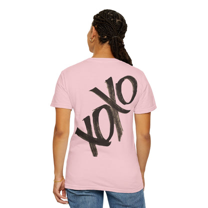 T-Shirt — Oversized XOXO Crown Graphic Tee